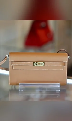 Kelly Longue Wallet Golden Brown